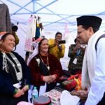 मुख्यमंत्री पुष्कर सिंह धामी ने स्थानीय उत्पादों, हस्तशिल्प और पारंपरिक व्यंजनों की प्रदर्शनी का किया अवलोकन